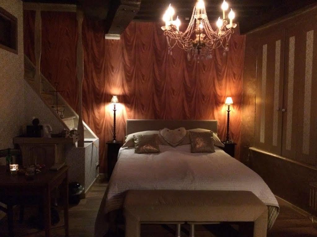 B&B Con Ampere บรูจส์ ภายนอก รูปภาพ